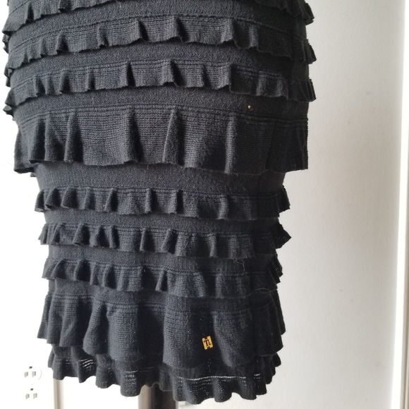 Tt Collection Black Ruffle Detail Knit Dress 3 - Picture 6 of 10
